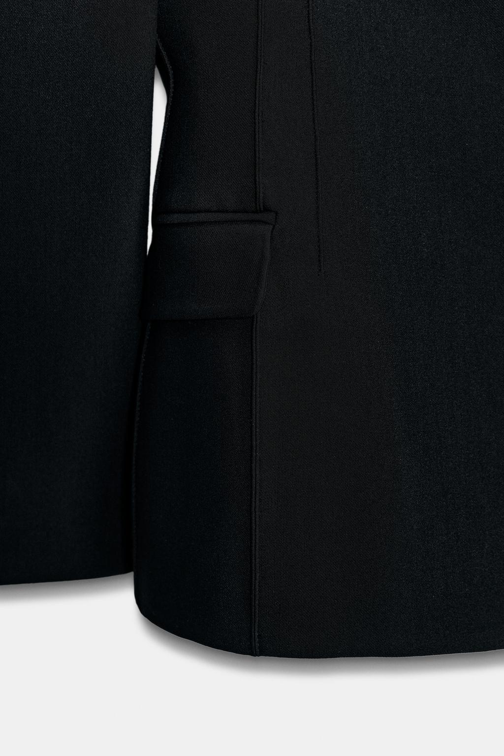 HOURGLASS FITTED BLAZER